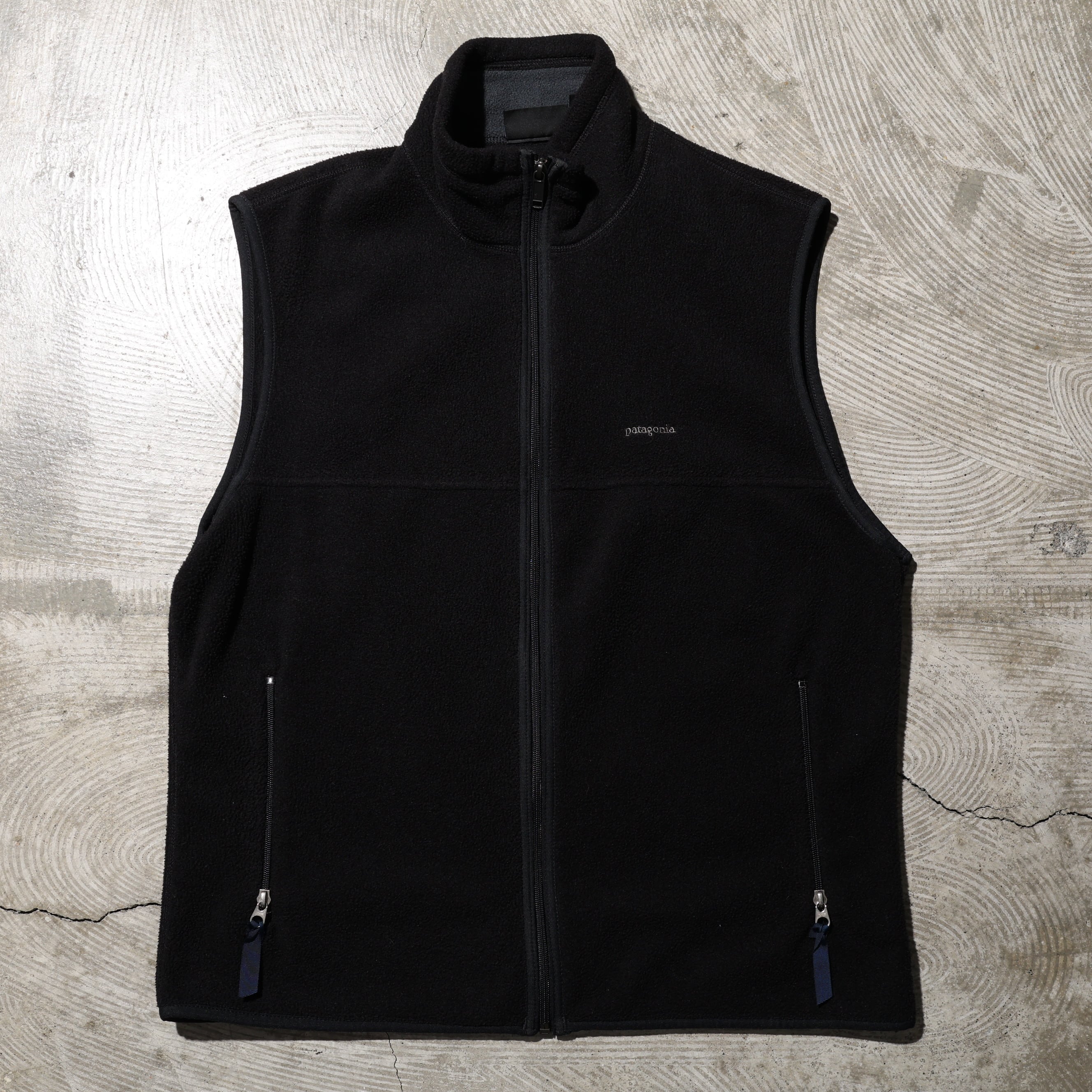 美品 M 黒×黒 USA 01年 シンチラスナップT Patagonia パタゴニア