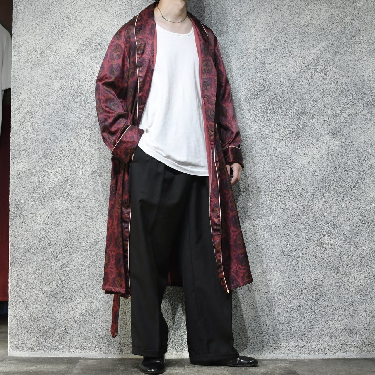 ~70's paisley pattern satin gown