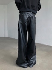 Smooth Faux Leather Wide Pants【sug44】