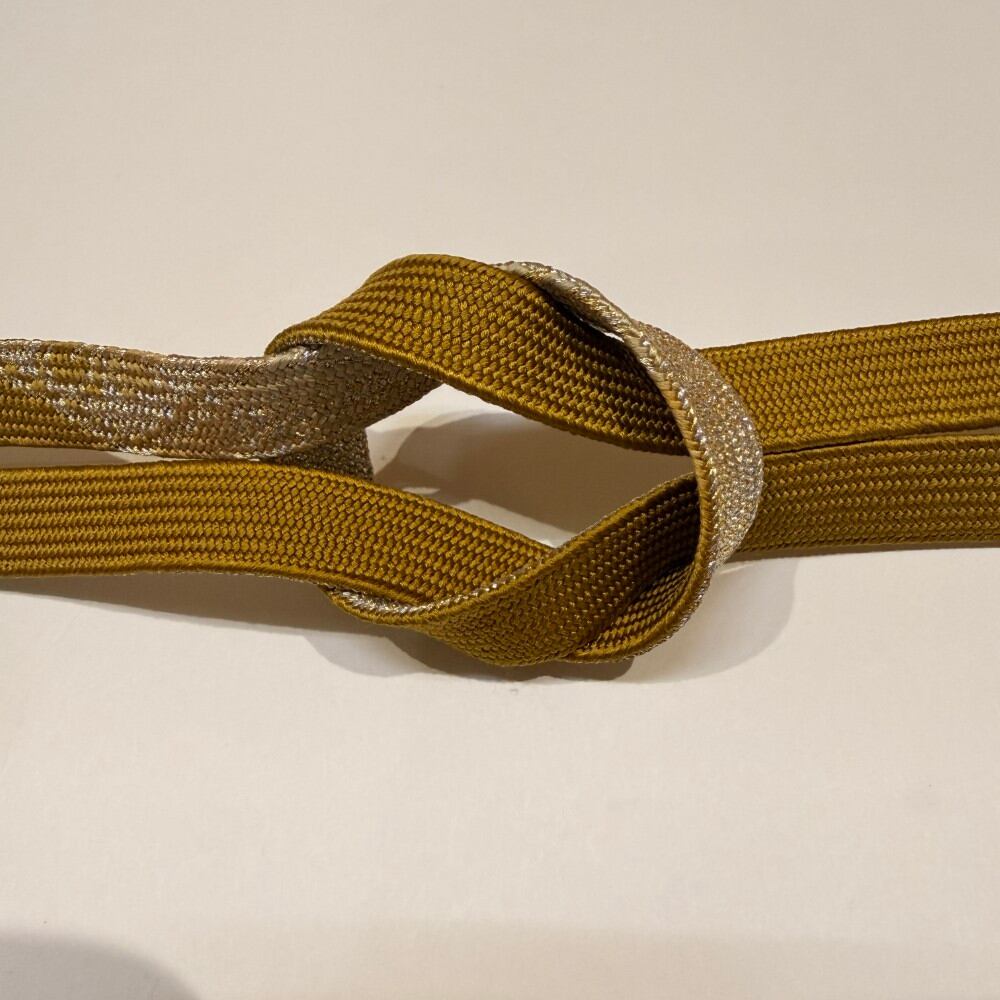 帯締め 新品 帯締め 帯〆 高麗組 手組み帯締め 平組 黄土色 礼装用 訪問着 色無地 正絹 絹100% 和装小物 6530