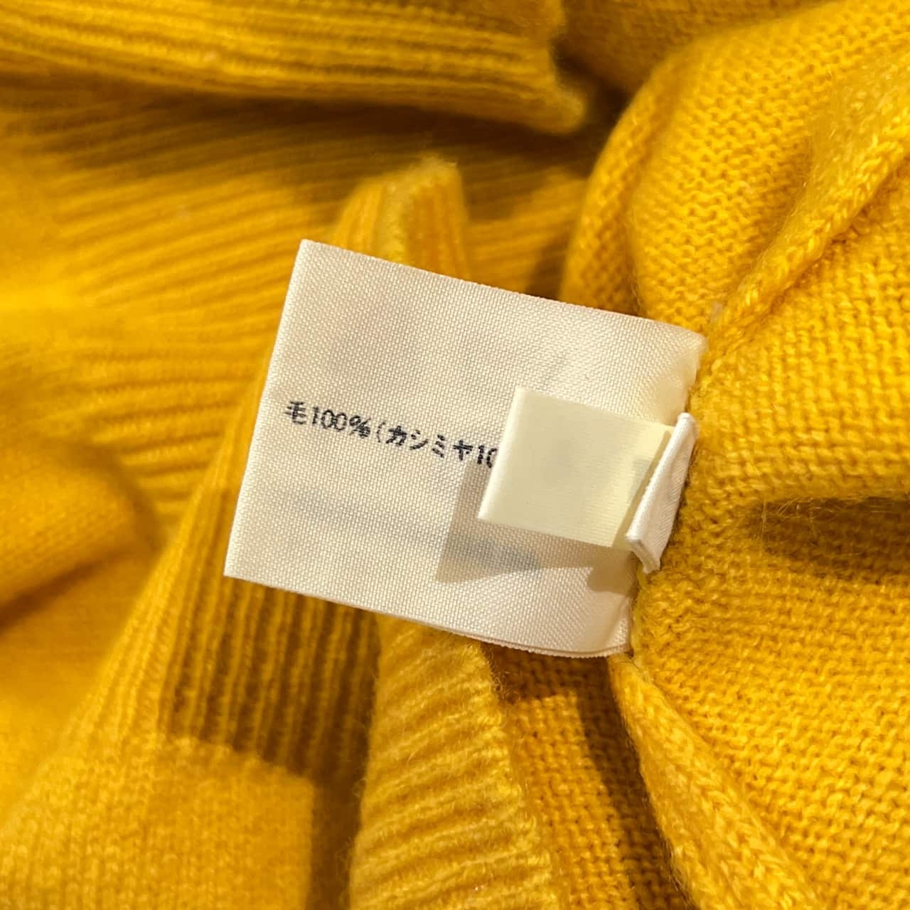 カシミヤ100% Grand Slam CLASSIC Munsing wear マンシング Vネック ニット C80-90/イエロー メンズ