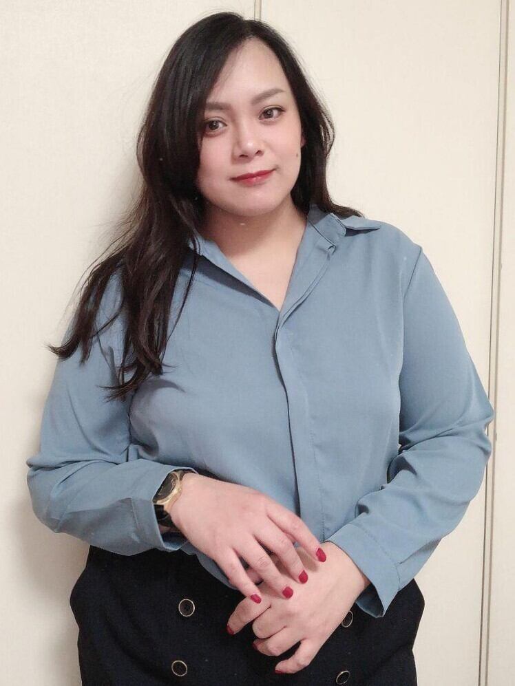 サテン風シンプルシャツ オフィス きれいめ 大人 シンプル ベーシック 定番 大きいサイズ 韓国 CH8484