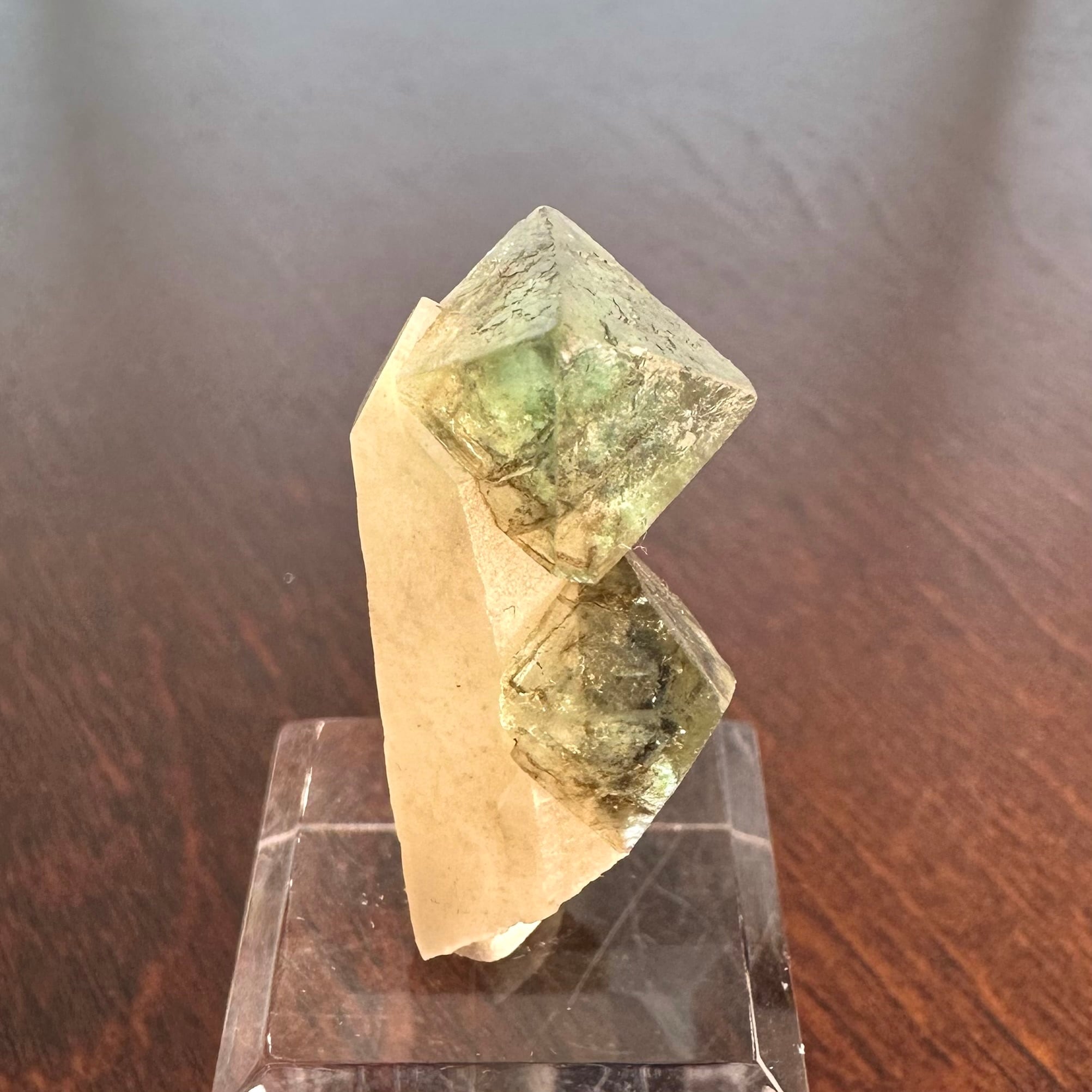 フローライト / クォーツ【Fluorite with Quartz】中国産