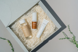 【定期便２ヶ月】モイストローション、エッセンスセラム、バリアクリーム