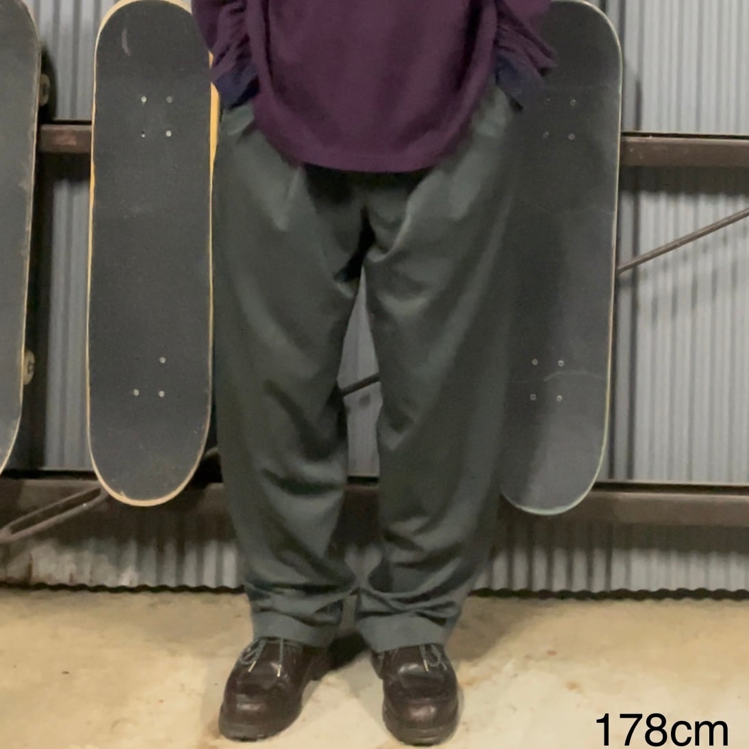 W36×L32】DOCKERS スラックス 刺繍 | 古着屋OLDGREEN