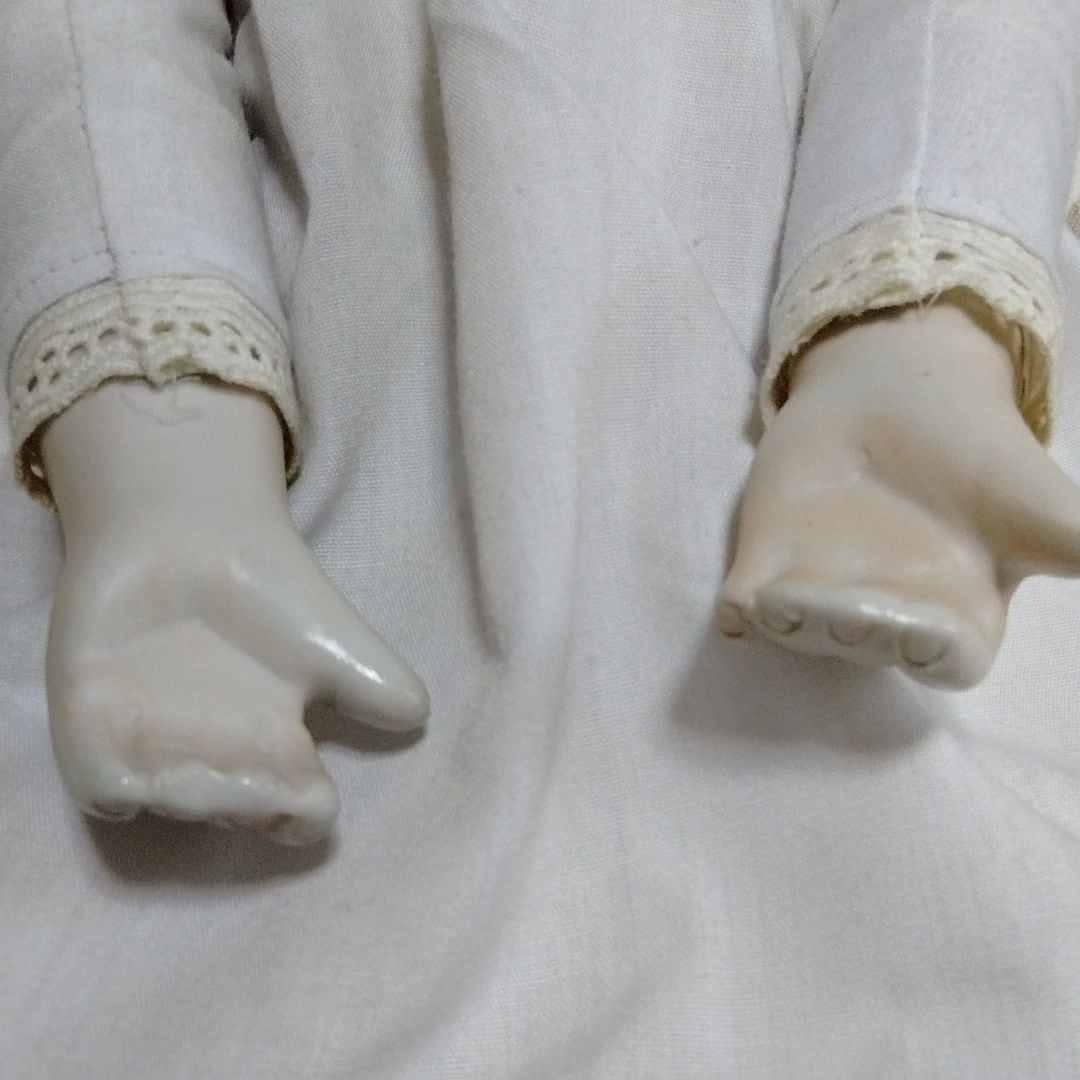 Special Price】ポーセリン ビスクドール 陶器 人形 ウェスタンドレス