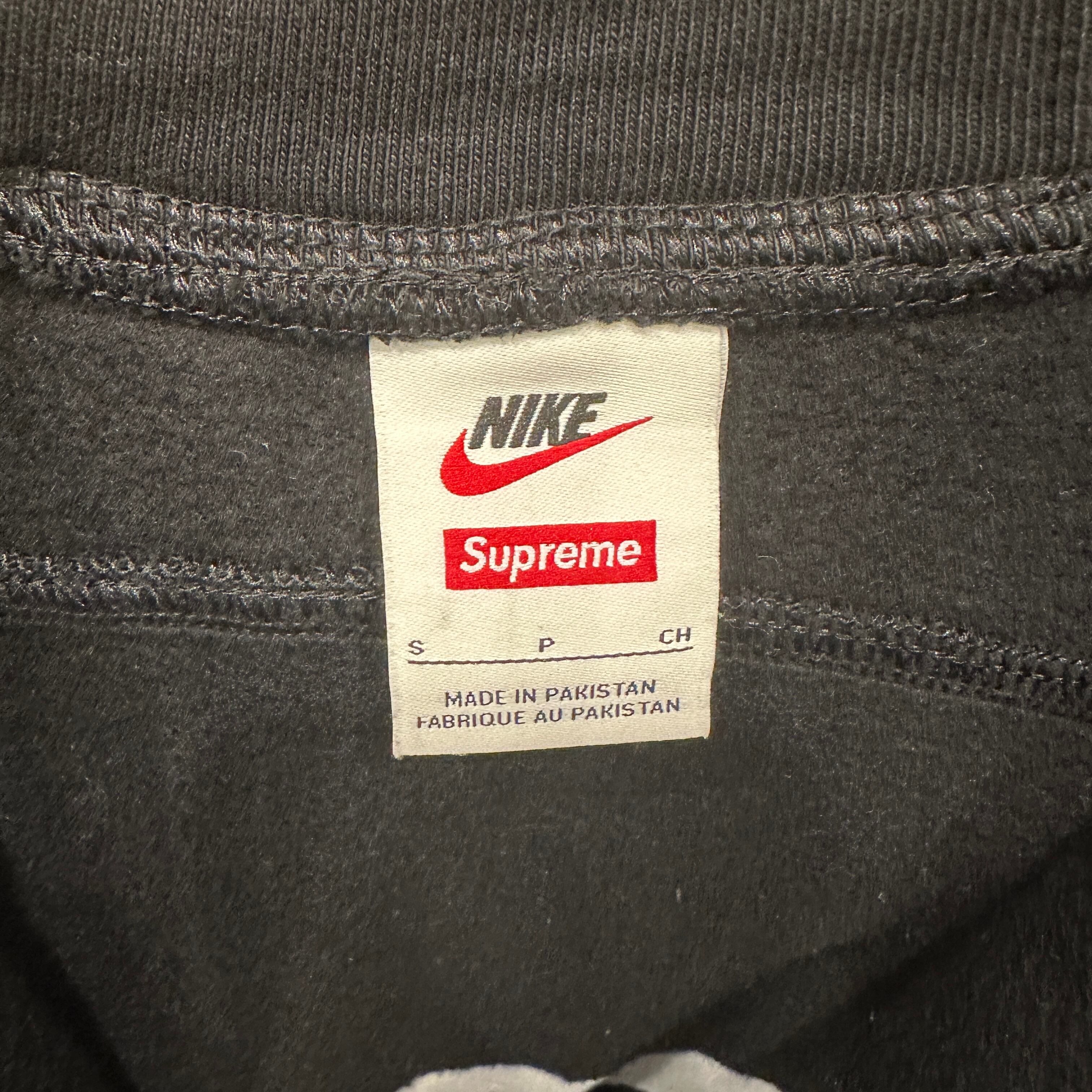 SUPREME NIKE ZIP UP HOODED SIZE S | safarionline