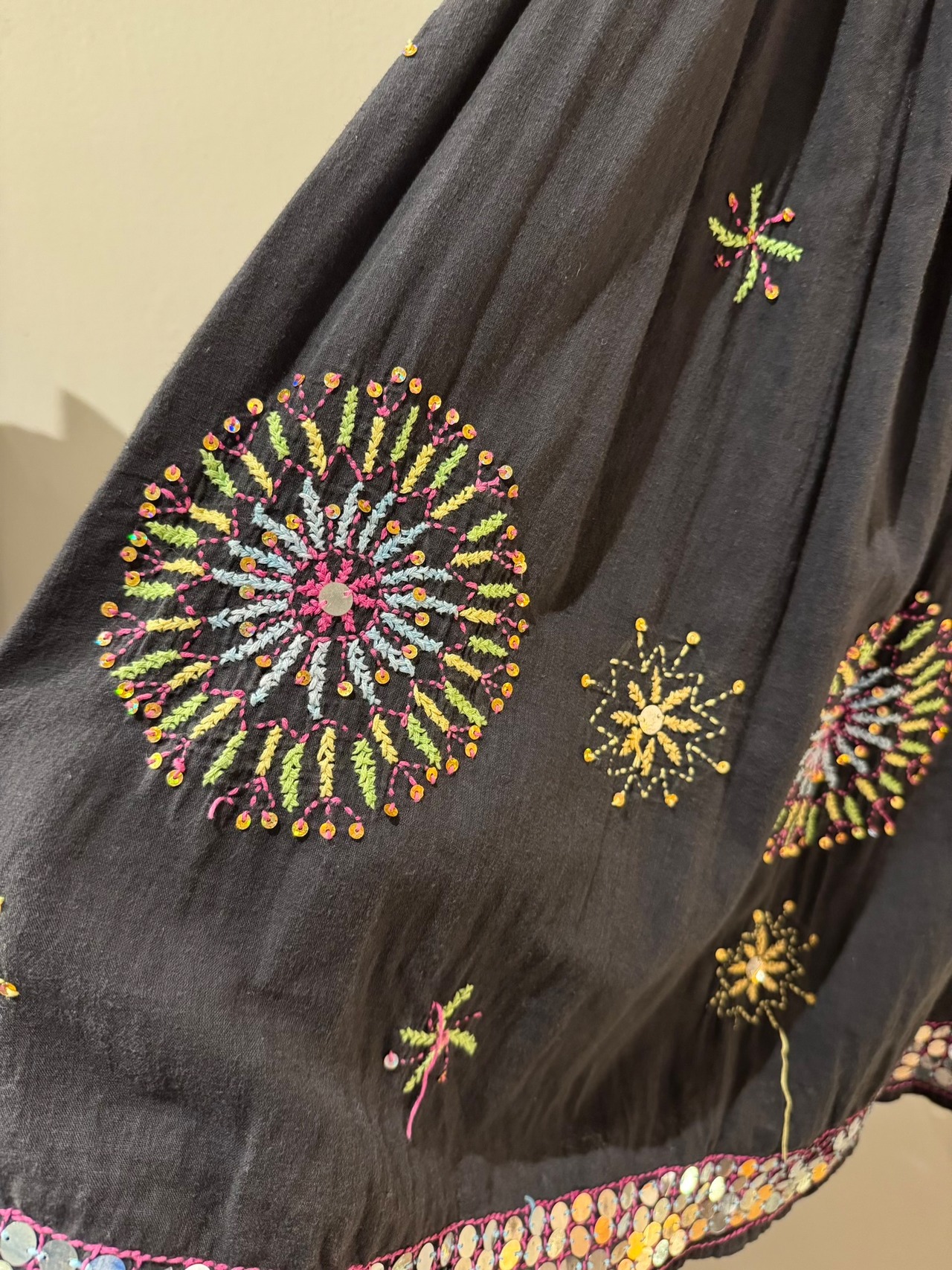 ANTIK BATIK スパンコール刺繍ファイヤーワークスチュニック