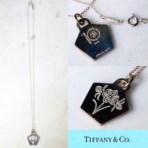 2021’s TIFFANY silver plate pendant necklace “Amaryllis”
