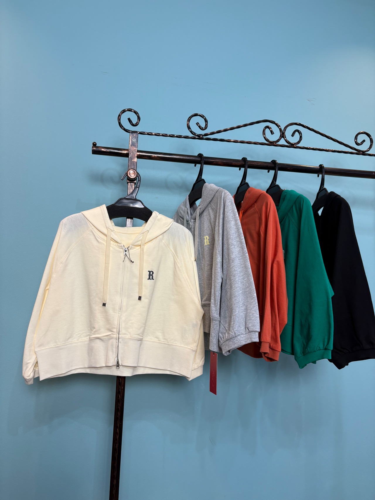 【ラドアッシュ】 ショートカットフーディ　65-1914