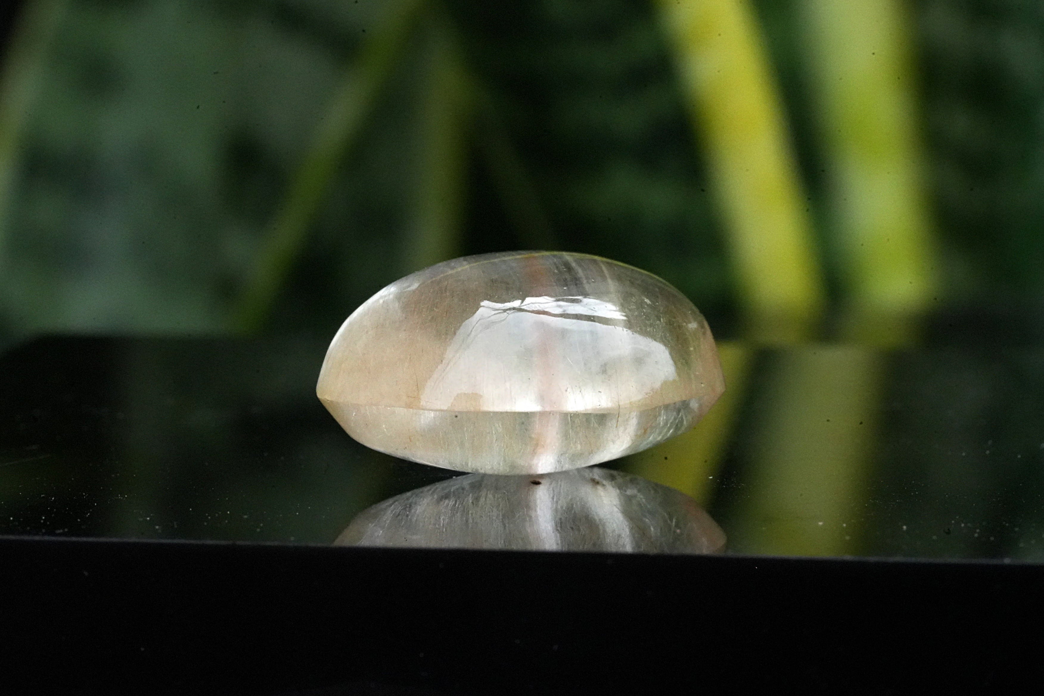 ふわり☆アンフィボール ガーデンクォーツ s1561 | Funky garuda Stone