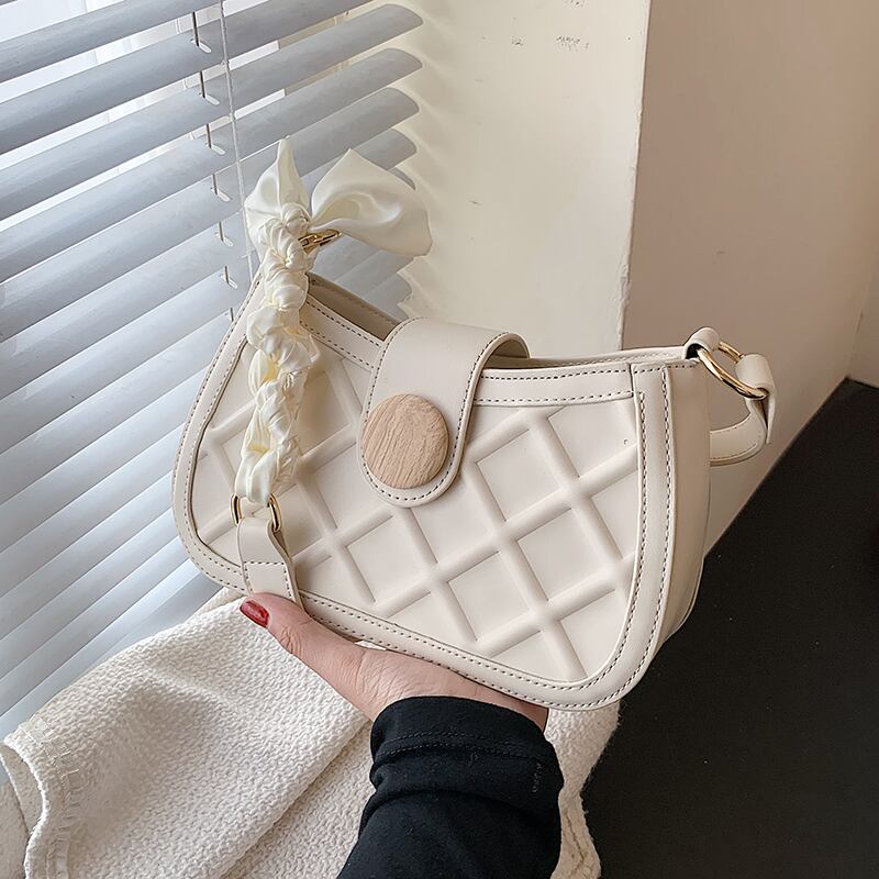 サマーレッド 夏物 メッセンジャーバッグ Tiancai_Wing_Bag28652036716