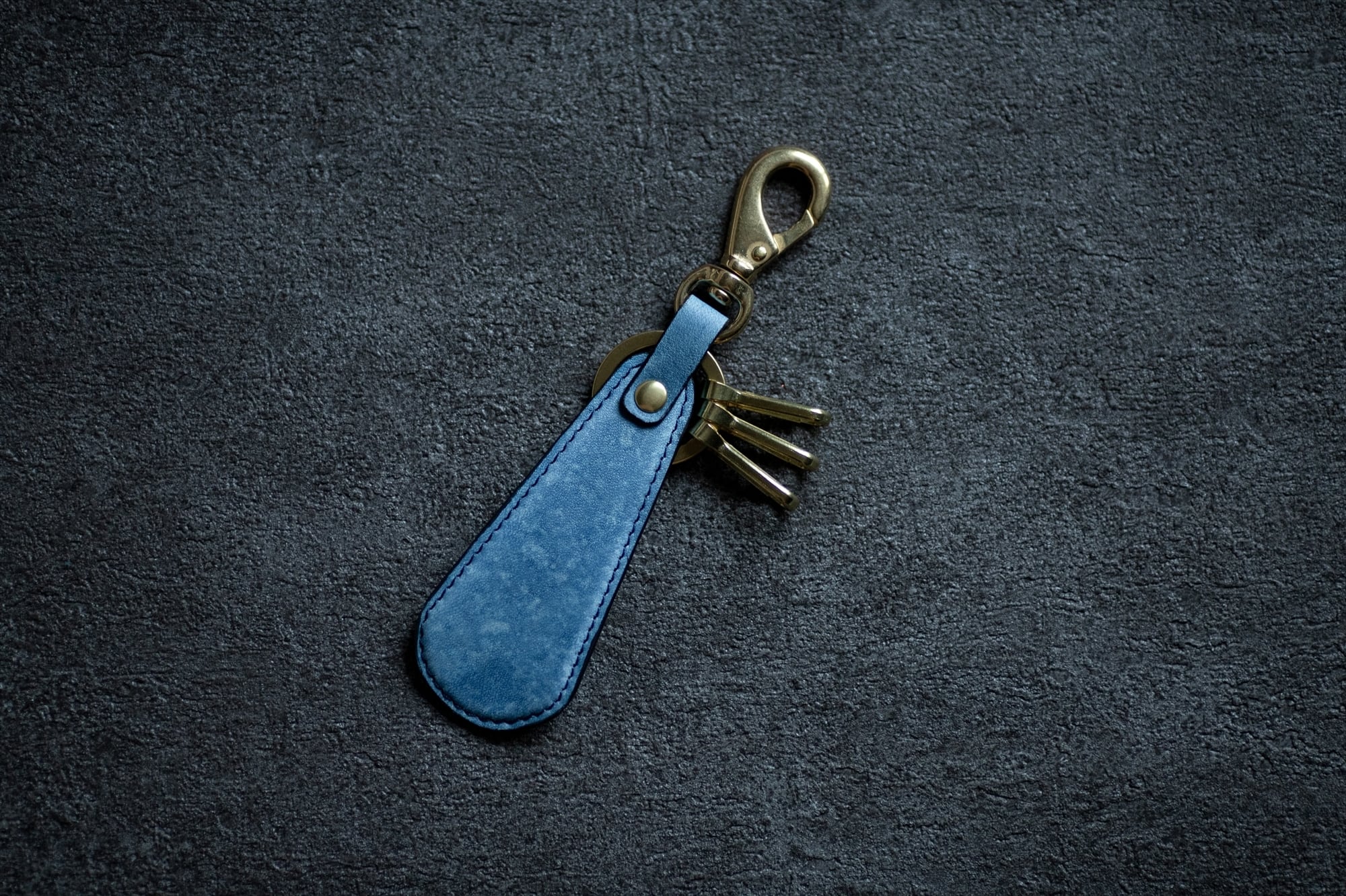 藍染革 靴べら付キーホルダー【雪藍】