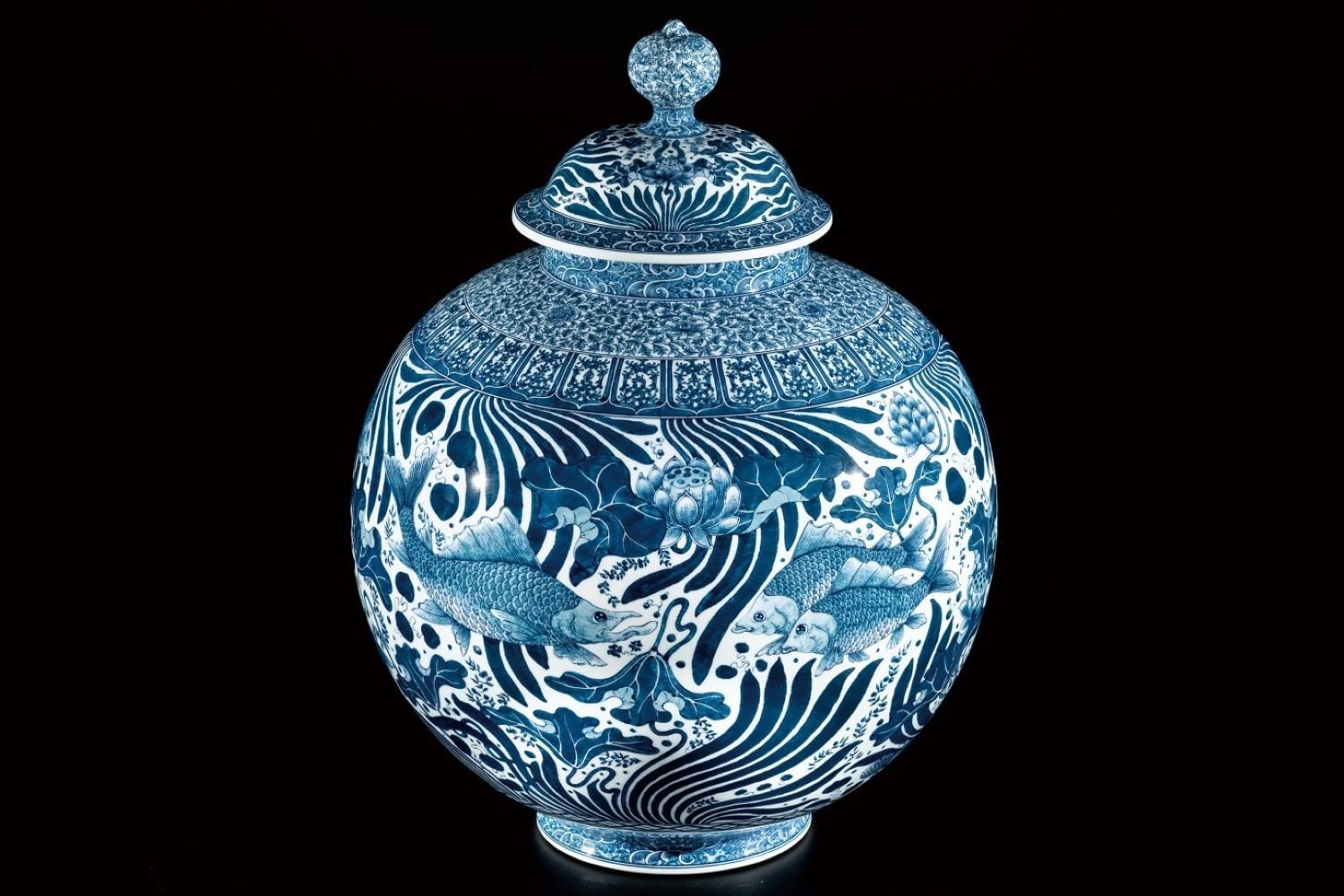 魚藻文沈香壷　葉山有樹　作