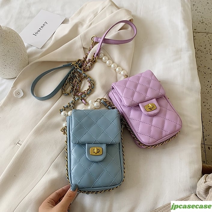 入手困難❤CHANEL❤非売品 スマホポーチ ミニバッグ 非売品 シャネルノベルティ スマホポーチ ミニバッグ - メルカリ