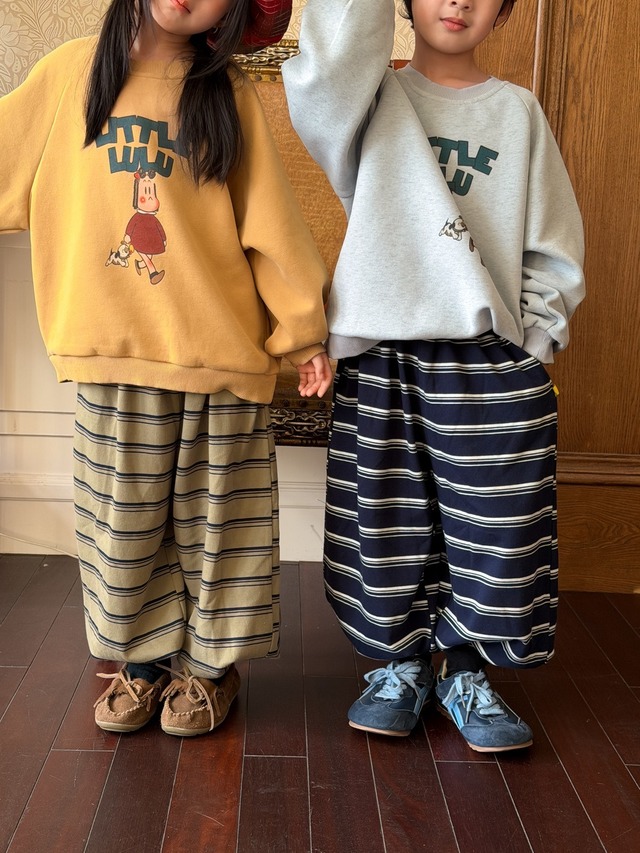 ボーダールーズスウェットパンツ（2色展開）KMAI｜ボトムス オーバーサイズ｜小学生 ジュニア対応｜通学 普段着｜韓国子供服｜男の子 女の子｜100-160cm｜2026秋服 ［取寄］
