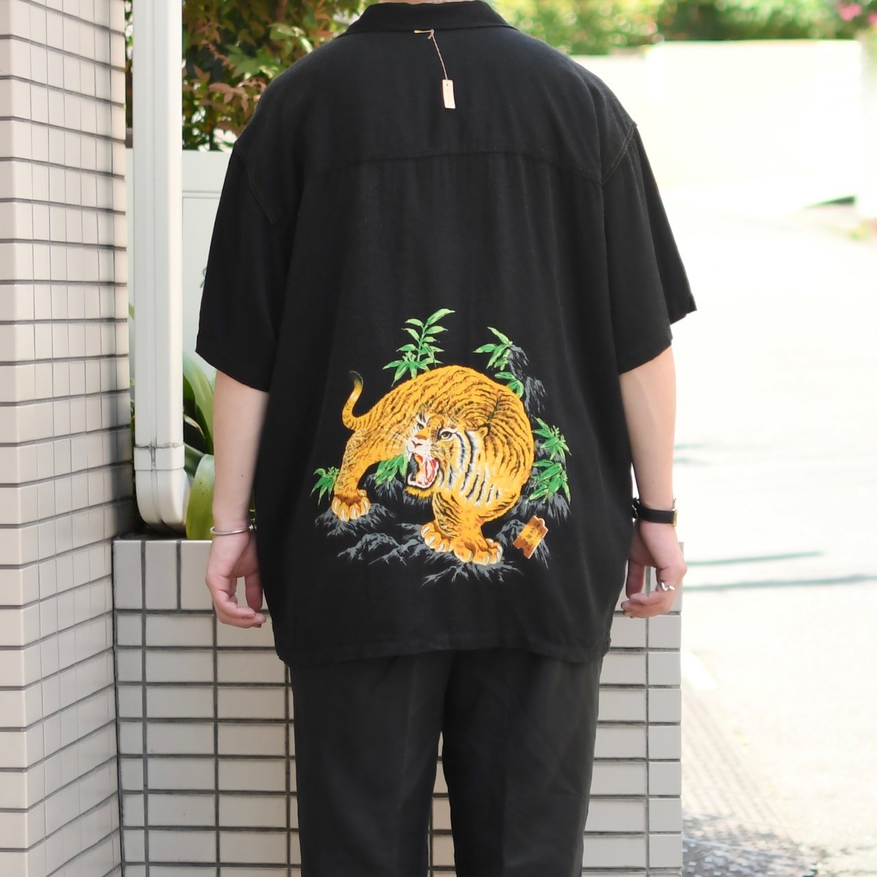 GUESS Jeans tiger rayon open collar shirt