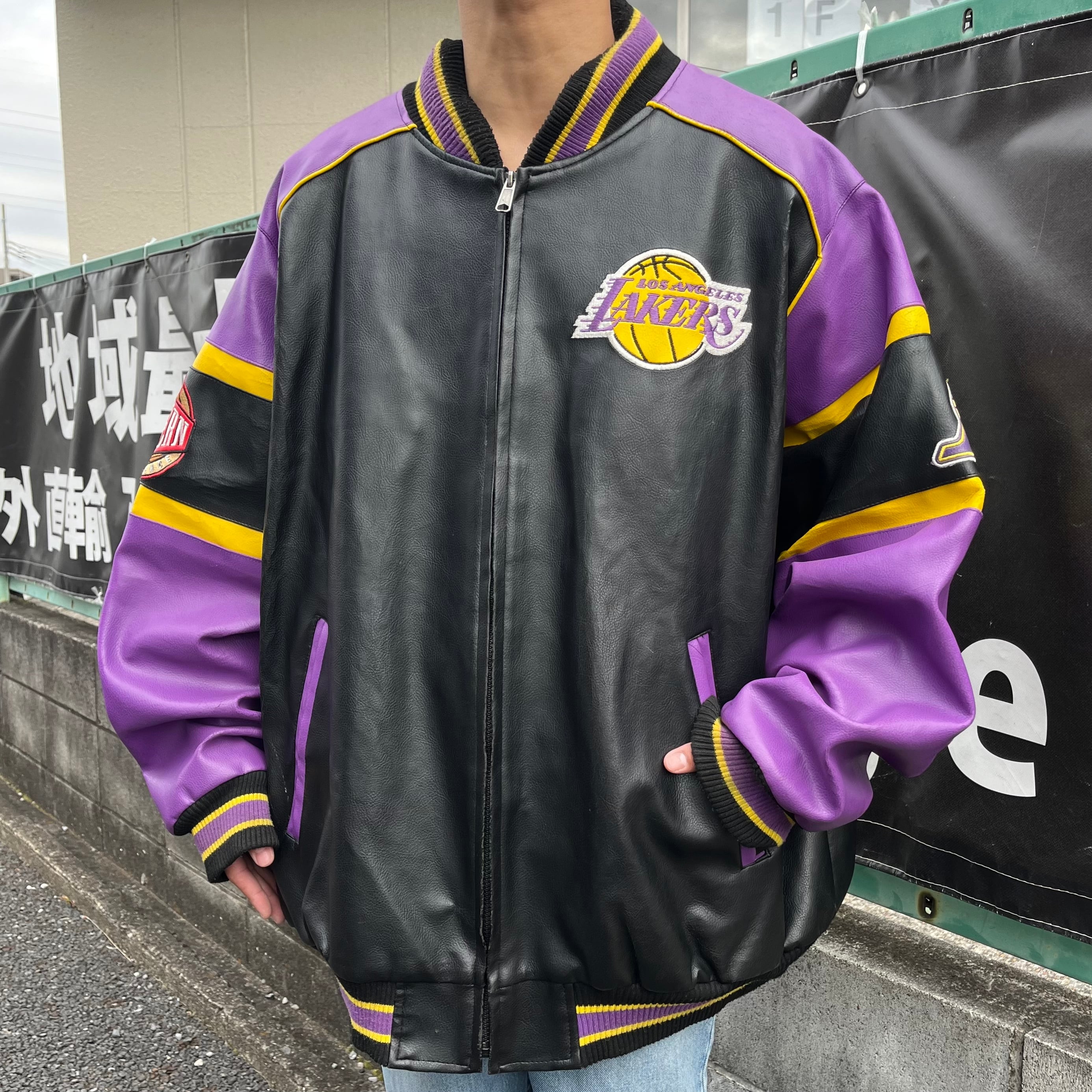 マジェスティック　NBA LAKERS スタジャン