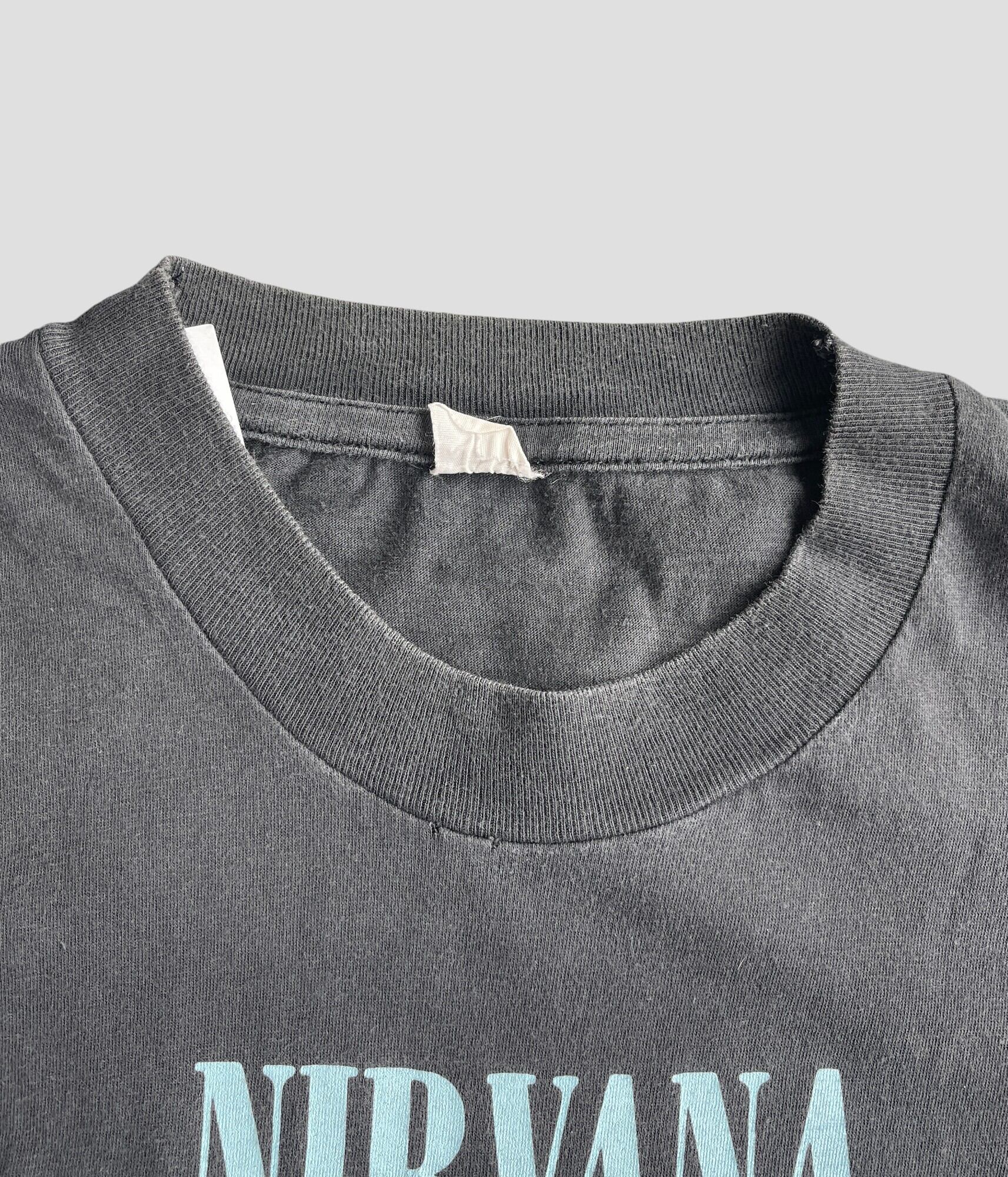 Vintage 80s Rock band T-shirt-NIRVANA BLEACH- | BEGGARS BANQUET 