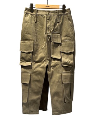 【26AW | WOMEN】Feng Chen Wang フェンチェンワン / スカート / Green Cargo Skirt  FWF22SK21G