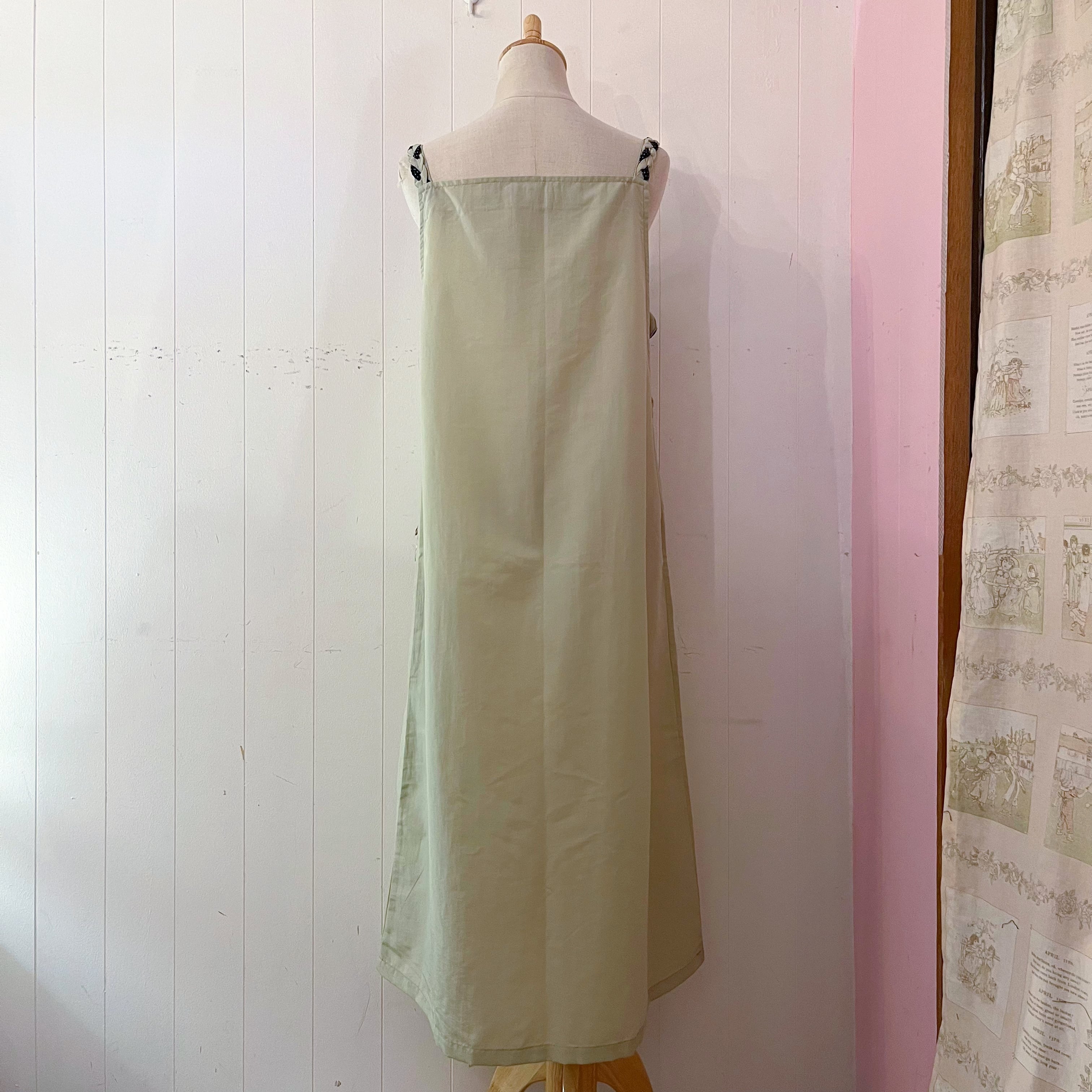 dot ribbon flower jumper skirt