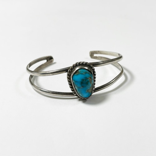 Vintage Southwestern Style Turquois Cuff Bracelet (Sale)