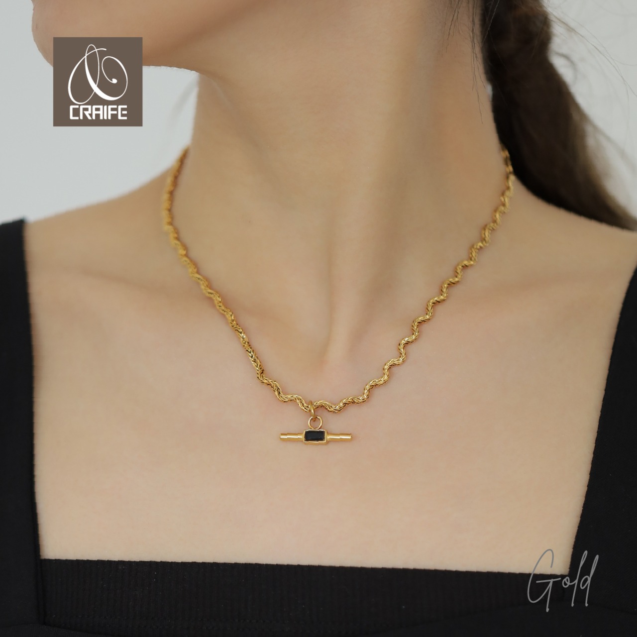 Necklace -Gold-