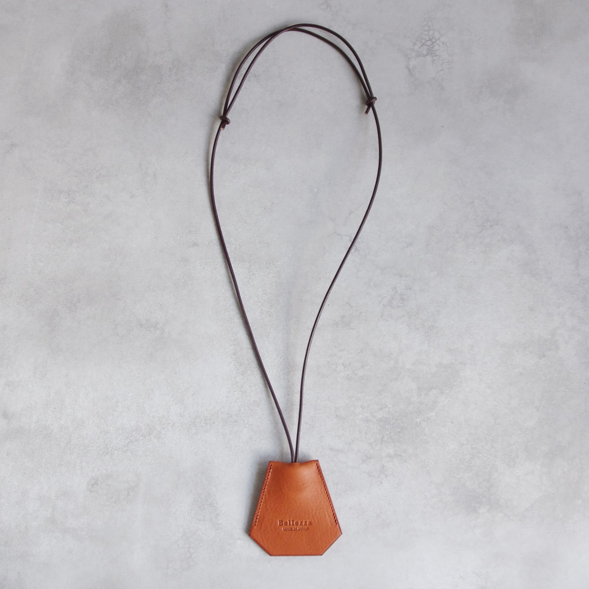 【キークロシェット】キーカバー ネックキーホルダー ネックホルダー コニャック