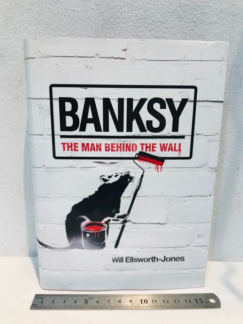 洋書　BANKSY バンクシー  THE MAN BEHIND THE WALL