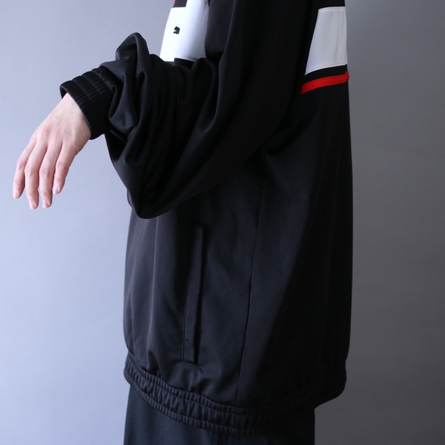 "PUMA" switching line design XXL over silhouette track jacket