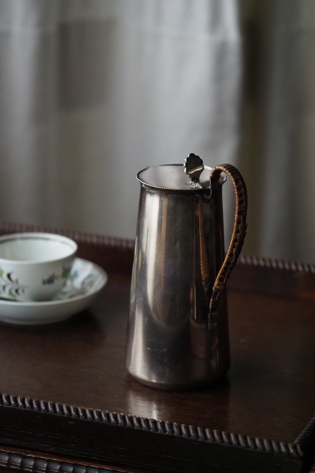 洋白銀コーヒーポット-antique EPNS coffee pot