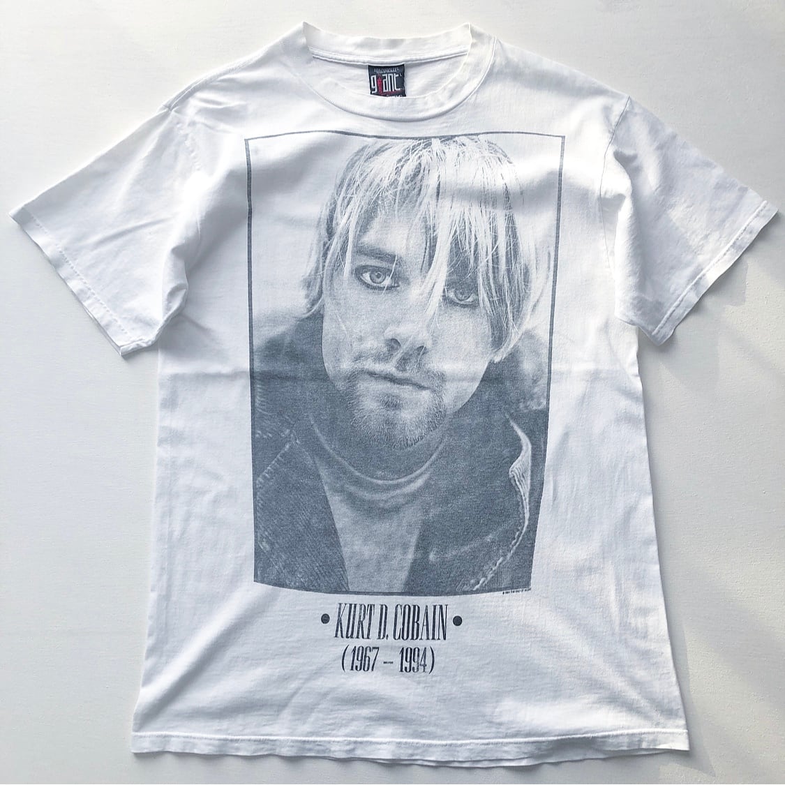 s KURT COBAIN 追悼Tシャツ 白 表記 L   niche ニッチ