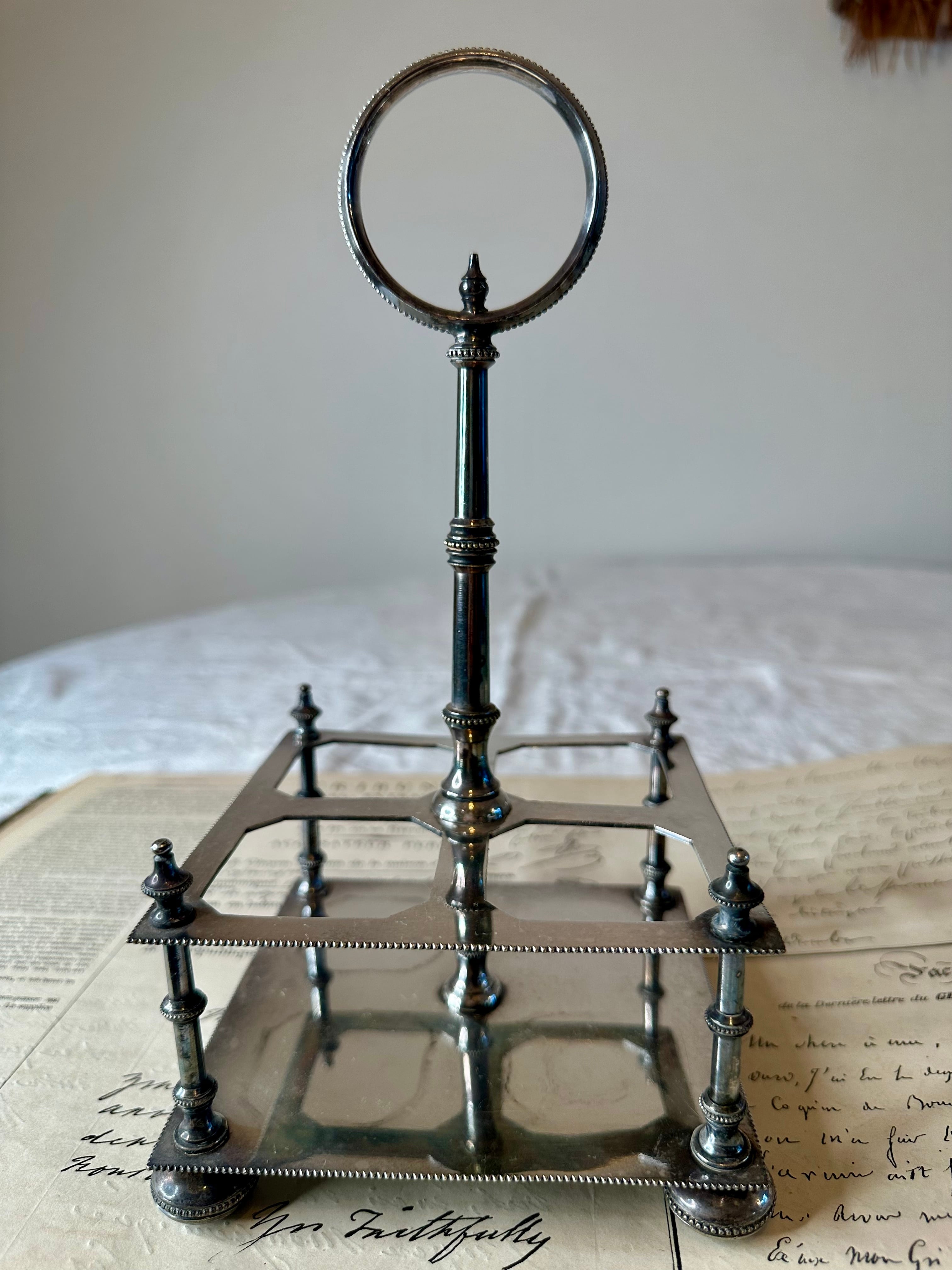 イギリス ヴィンテージ 花リム コンポティエ | VINTIQUES
