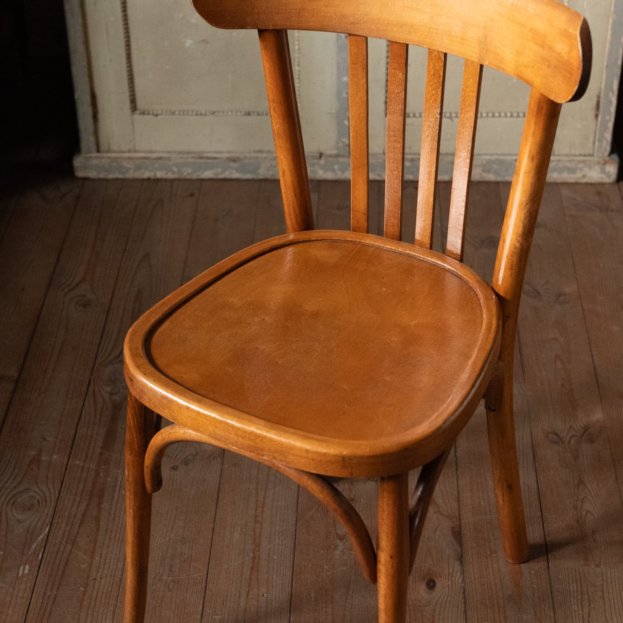 Cafe Bentwood Chair【D】/ カフェベントウッドチェア〈椅子・カフェ Cafe Bentwood Chair【D】/ カフェベントウッドチェア〈椅子・カフェ