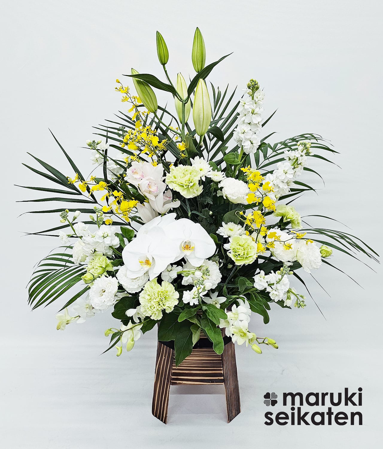 常滑市内配達限定！】御供アレンジメント/枕花15,000円 | マルキ生花店