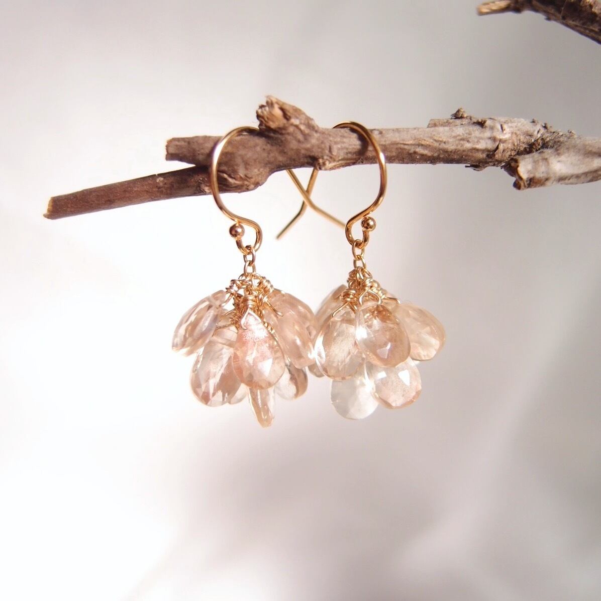 Oregon Sunstone Earrings/Light color【K14gf】オレゴンサンストーンのふさふさピアス