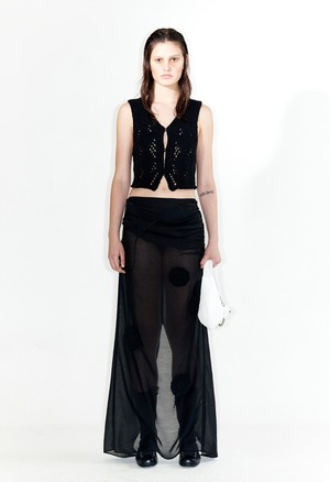 [OPEN YY] FLOWER APPLIQUÉ SKIRT, BLACK 正規品 韓国ブランド 韓国通販 韓国代行 韓国ファッション オープン ワイワイ 日本 店舗