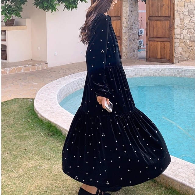 Embroidered velvet long dress 00174