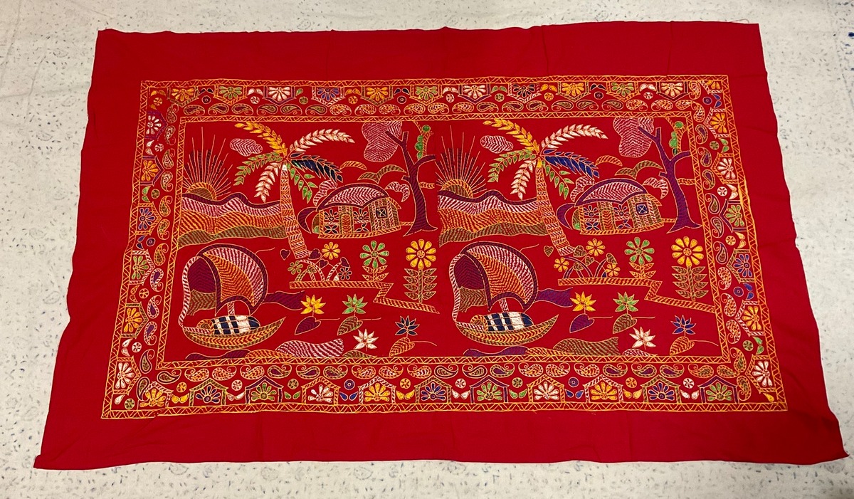 バングラデシュ手刺繍（ノクシカタ）B2300551 | アフガニスタンバザール