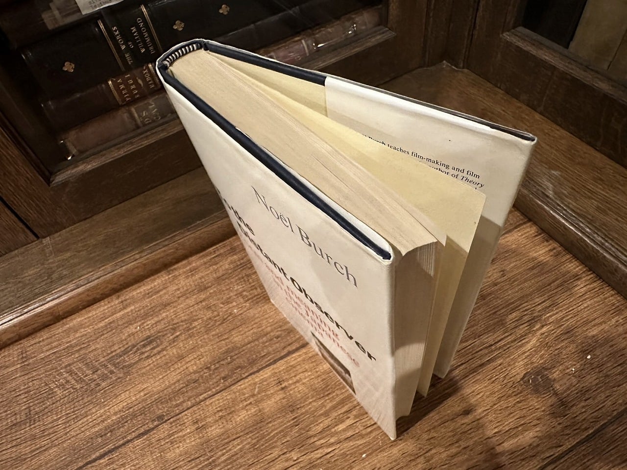To the Distant Observer 日本映画の形式と意味 Amazon | To the Distant Observer: Form and Meaning in Japanese