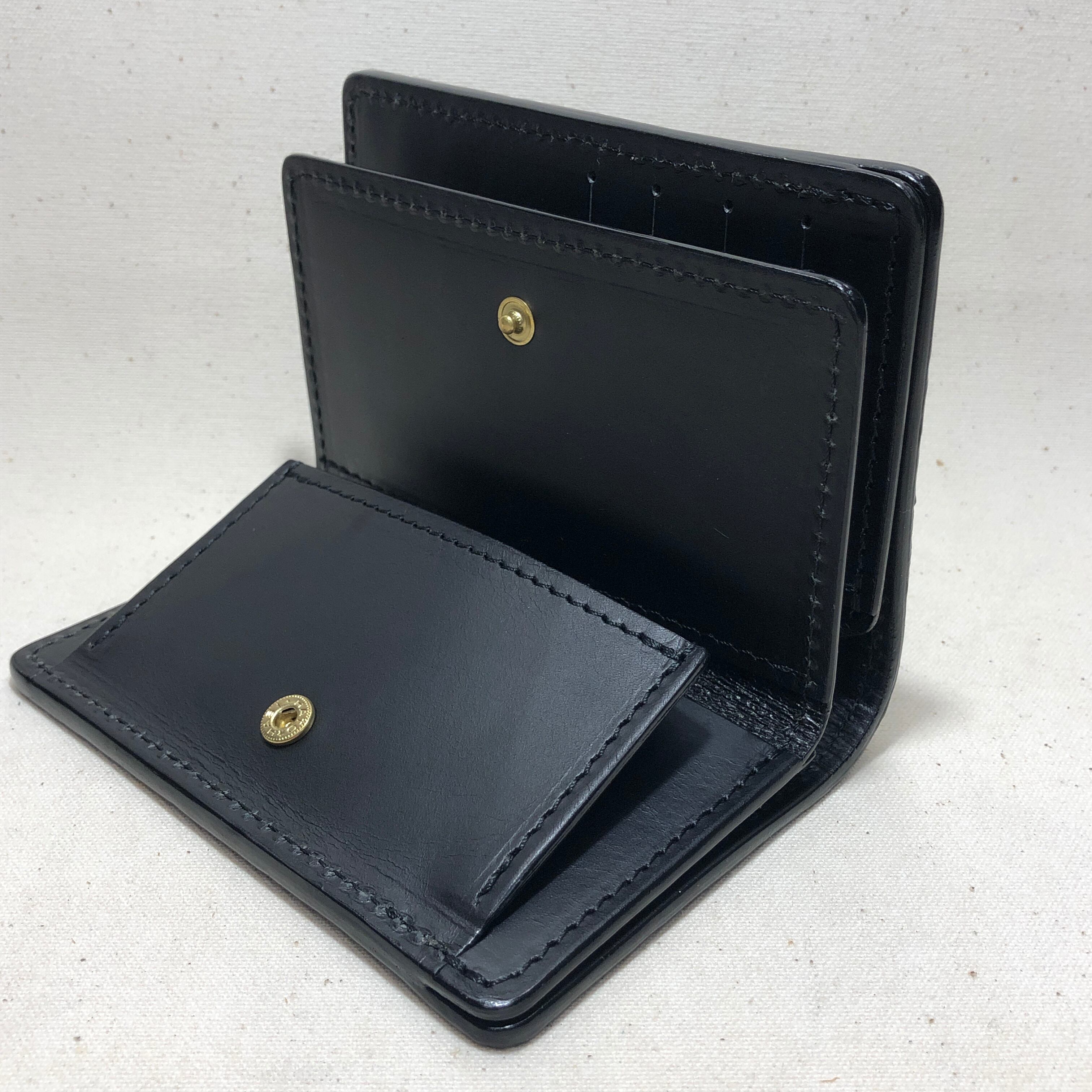 ST19 エイ stingray（ガルーシャ）2つ折り財布 ブラック | Dolce Vita  