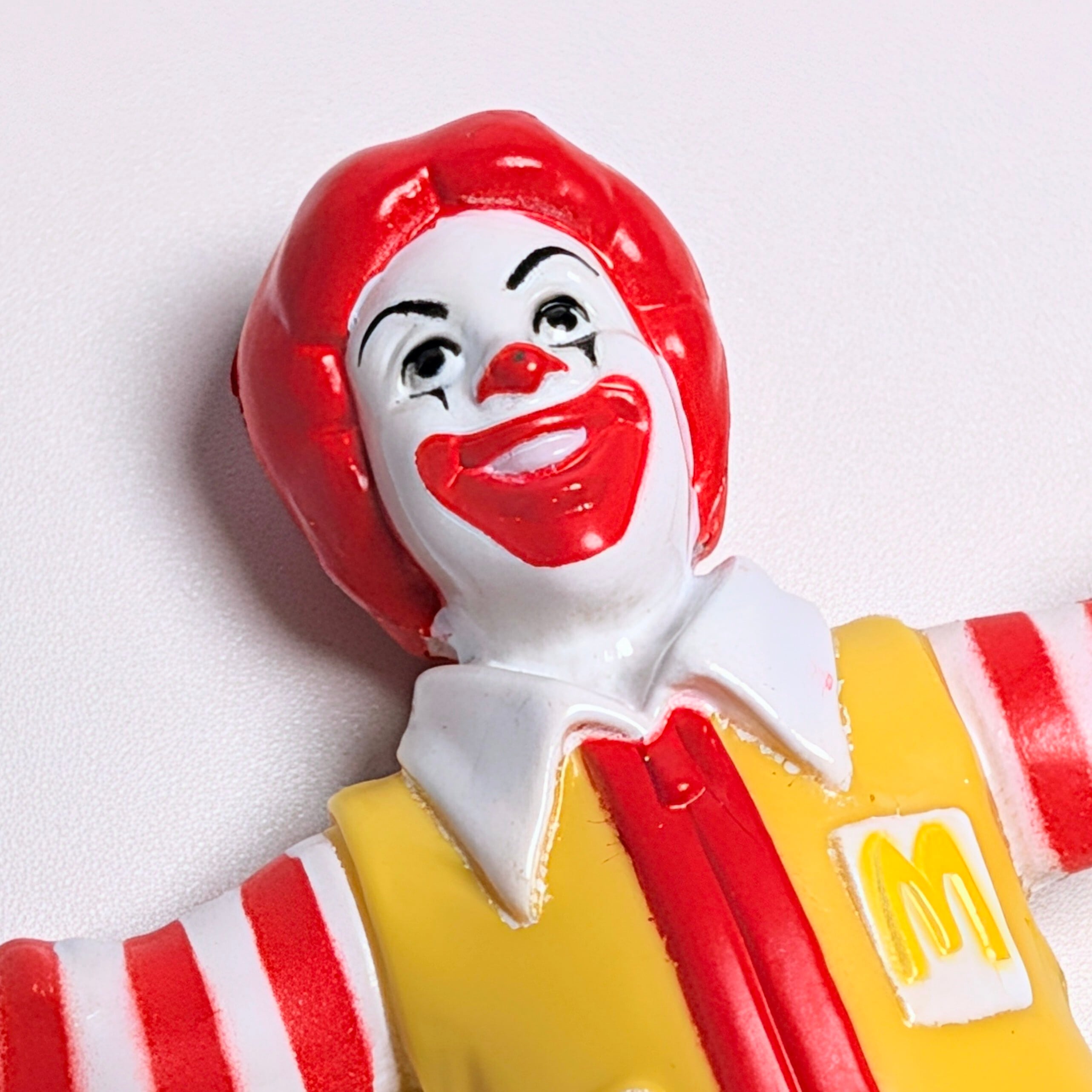 ☆ DEADSTOCK / VINTAGE 1995☆【 McDonald's  ( マクドナルド ) 】1995年海外マクドナルドミールトイ / ハロウィンシリーズ『 What am I going to be for HALLOWEEN? 』RONALD FRANKENSTEIN ロナルドフランケンシュタイン / ハッピーミール 〚アメリカン雑貨 アメトイ〛
