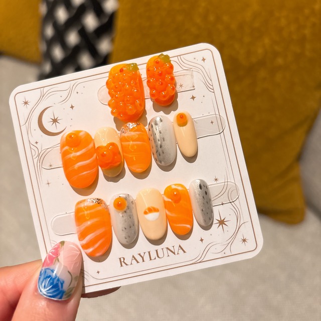 #527 サーモンいくら盛り合わせ／XY096 繰り返し使えるネイルチップ