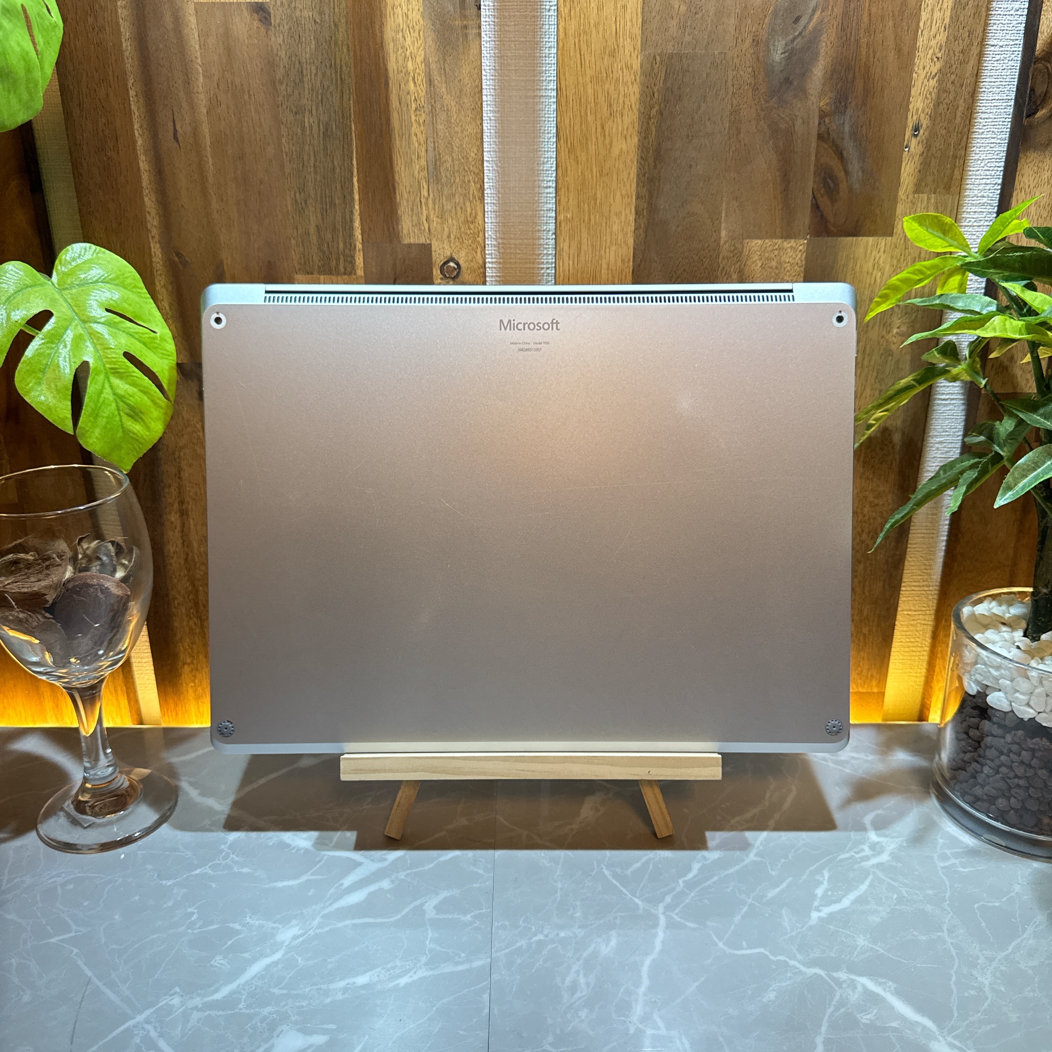 オススメ‼️Surface Laptop 4/Corei5 第10世代/メモリ8GB/SSD25GB/タッチパネル式/ノートパソコン