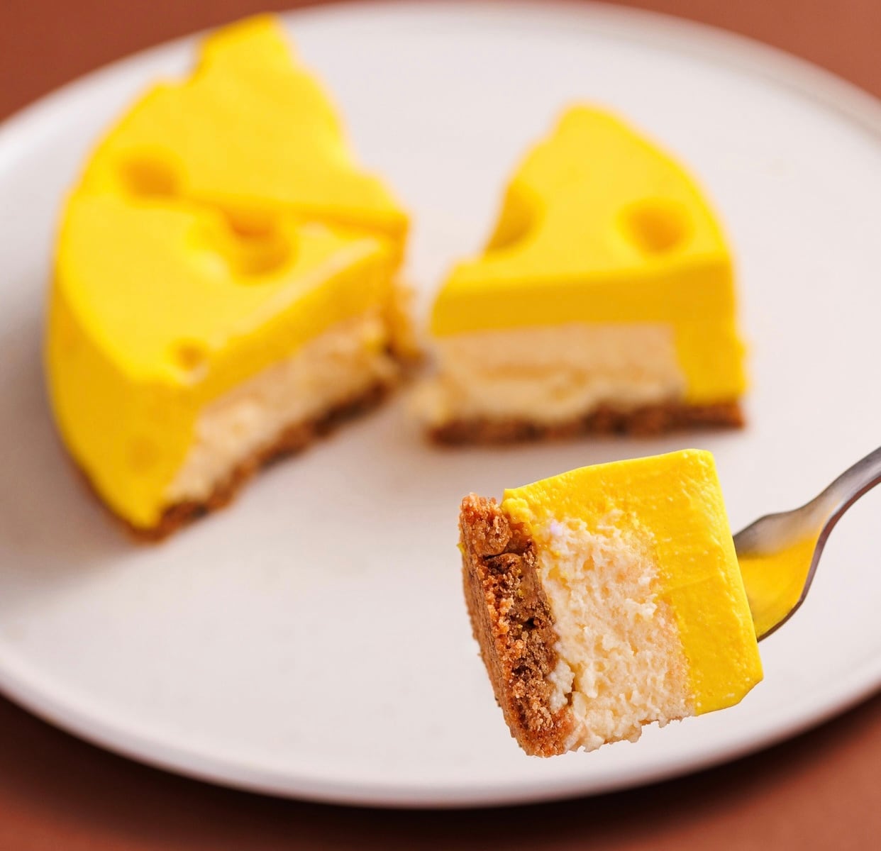 予約商品】プレミアムサプライズチーズケーキ | FAKEsurprisesweets