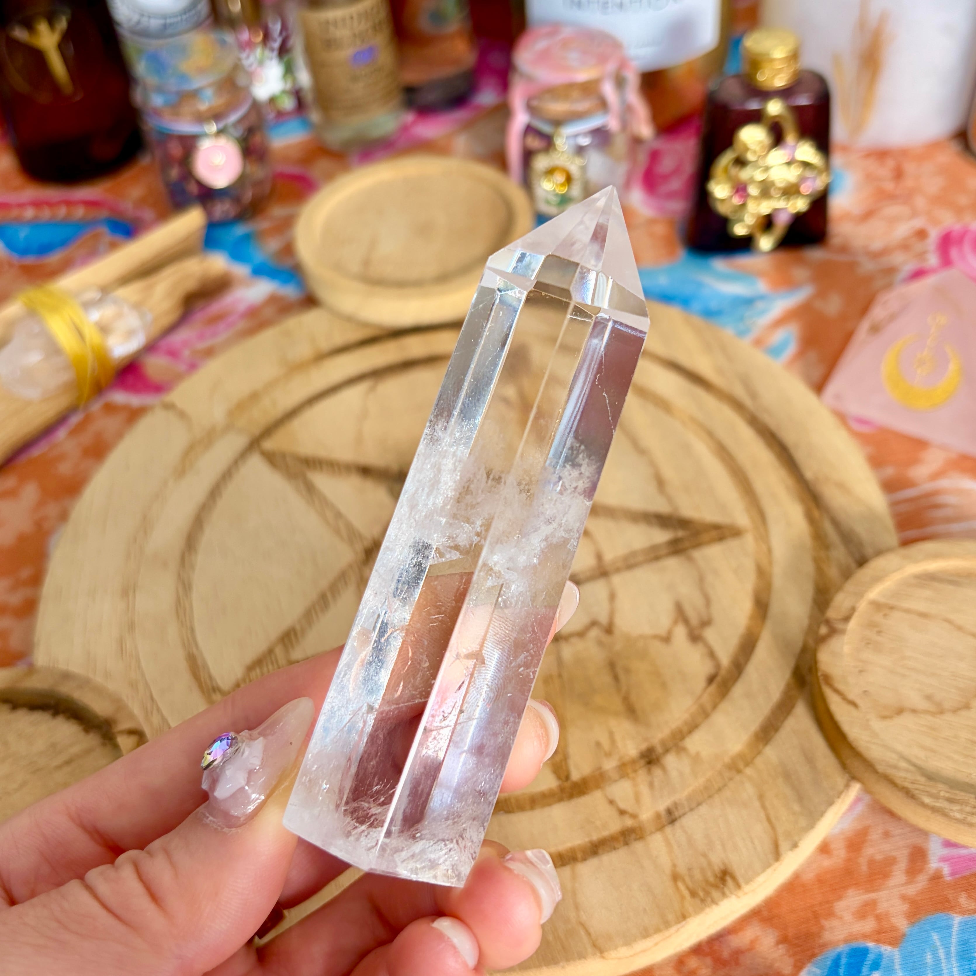 魔女の祭壇】 水晶 / クリアクォーツ の ポイントタワー E