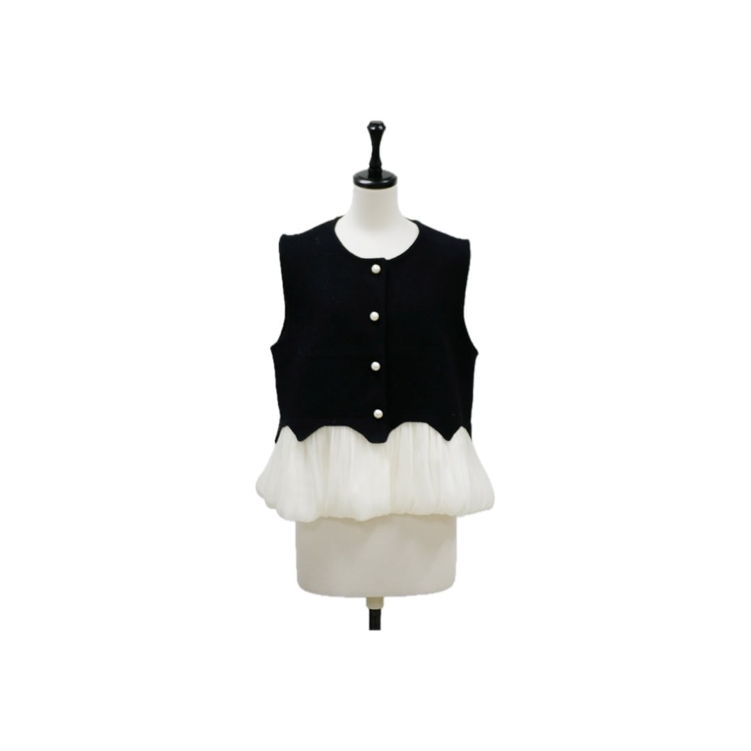 Pearl button pleat docking vest