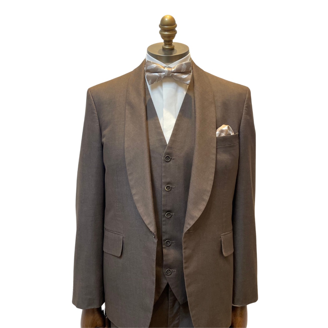 【ベージュ×ホワイト フェザー柄】ボウタイ・チーフセット