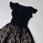 SISLEY シスレー レース フレンチスリーブ ミニワンピース 140cm/ブラック