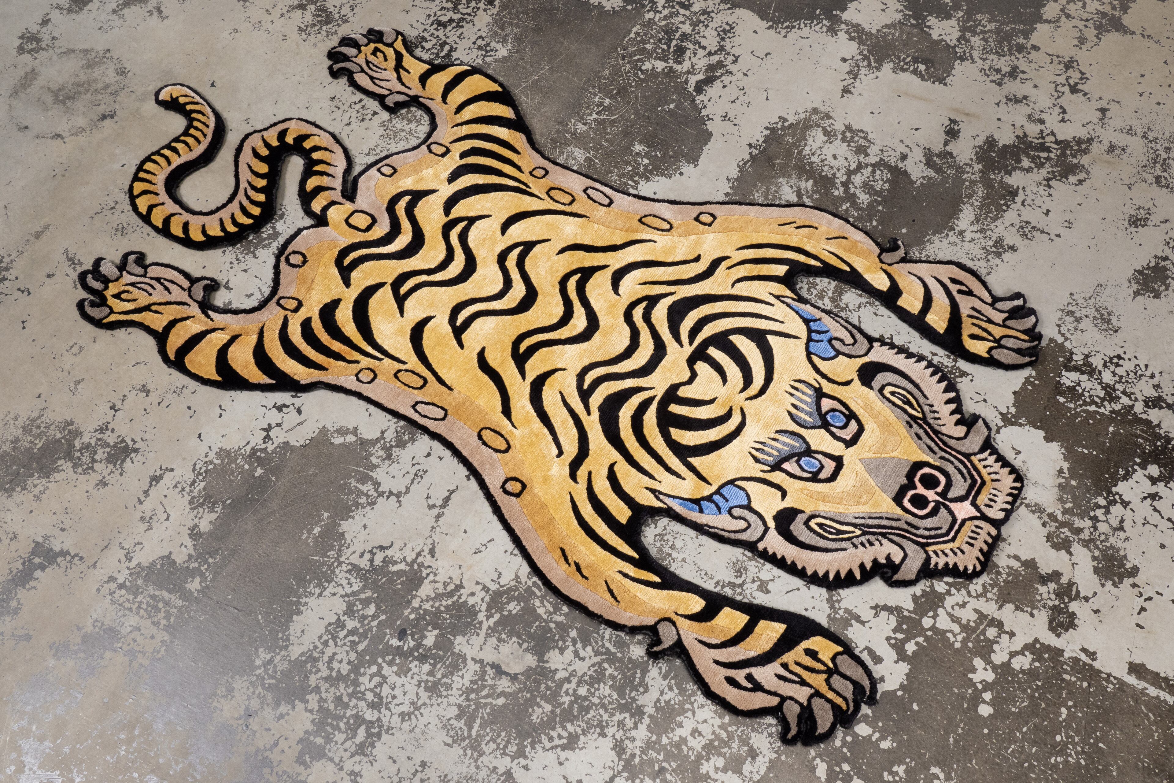 Tibetan Tiger Rug 《Mサイズ•シルク・シャンパンゴールドバーション